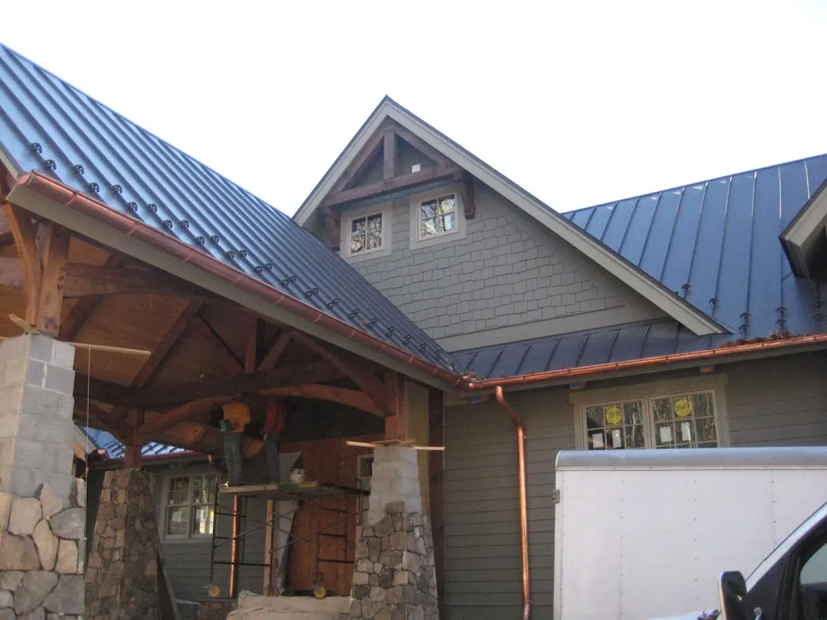 Craftsman Roofing team delivering quality roofing work in Saint John Circle